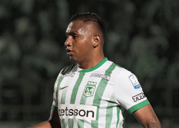 La sanción a la que se enfrenta Alfredo Morelos por intentar engañar al árbitro