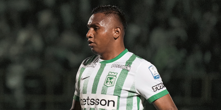 La sanción a la que se enfrenta Alfredo Morelos por intentar engañar al árbitro