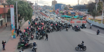 Pese a las protestas, la Alcaldía de Bogotá mantiene restricciones a motociclistas durante el puente de Halloween