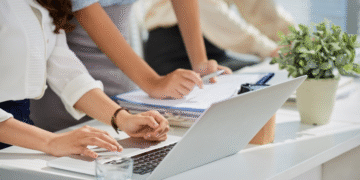 Los beneficios que perdieron los trabajadores con la reducción de la jornada laboral en Colombia