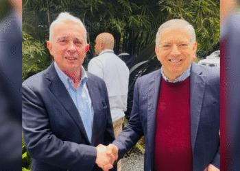 Uribe y Gaviria anuncian “gran coalición por el futuro de Colombia” tras reunión en Medellín