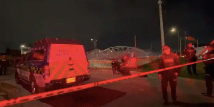 Un muerto y un herido dejó explosión en glorieta del suroccidente de Bogotá