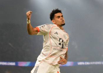 Doblete de goles y expulsión: así fue la agridulce noche de Luis Díaz en la Champions League