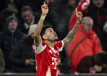 Luis Díaz brilla con gol y asistencia en la victoria del Bayern Múnich 3-1 ante St. Pauli