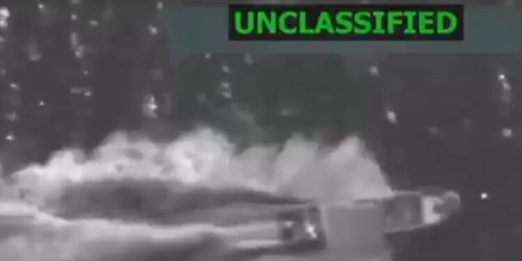 Tres muertos deja nuevo ataque de EE. UU. contra supuesta narcolancha en el Caribe