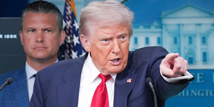 ¿Colombia en riesgo? Trump advierte que países que trafiquen drogas hacia EE. UU. “están sujetos a ataques”