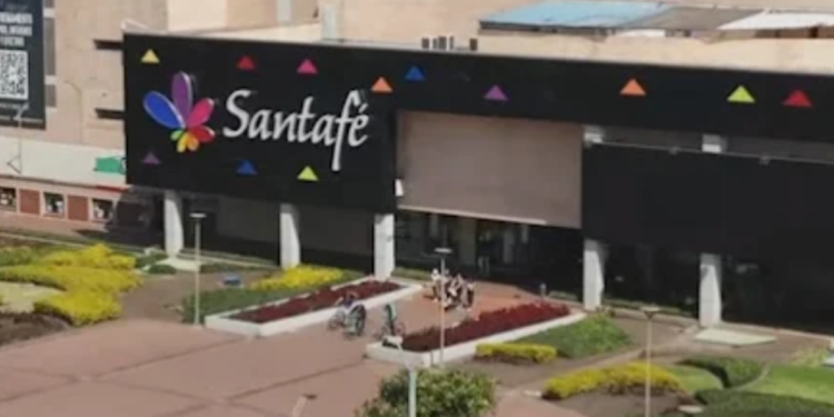 ¿Qué se sabe de muerte de una mujer en centro comercial Santafé?