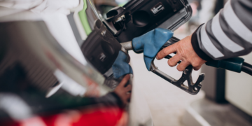 Desde el 1 de enero de 2026, sube precio de la gasolina y el ACPM en el país: estos son los valores por ciudad