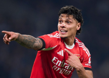 Richard Ríos sufrió delicada lesión en el hombro, en Portugal