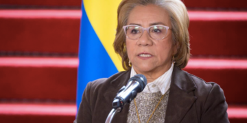 Gobierno Petro presenta nota de protesta a EE. UU. y dice que Ejército colombiano está capacitado para defenderse