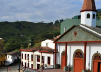 Alcalde de Briceño, Antioquia, denuncia ser objetivo militar por parte de las disidencias de alias ‘Calarcá’