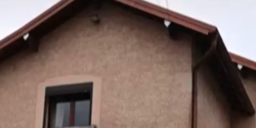 Policía hace un macabro hallazgo: encuentran dos bebés en un congelador