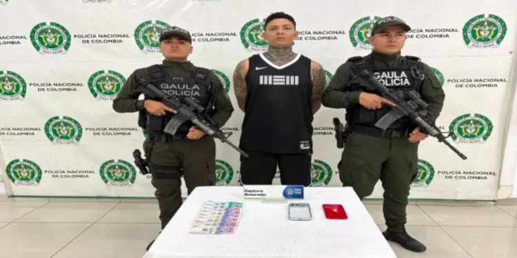 En Bucaramanga capturan a hombre que extorsionaba a expareja con la amenaza de publicar fotos íntimas
