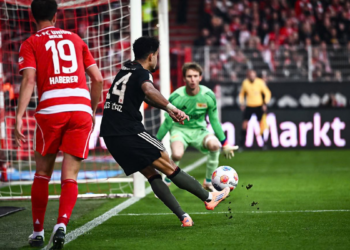 Luis Díaz gana el Gol del Año 2025