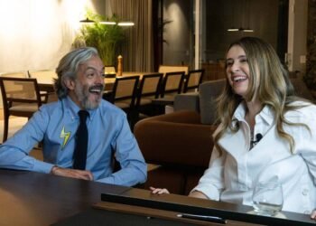 Choques entre Paloma Valencia y Juan Daniel Oviedo por adopción gay y acuerdos de paz