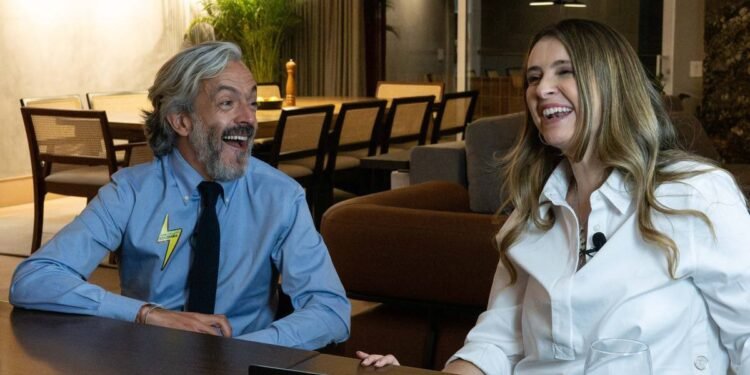 Choques entre Paloma Valencia y Juan Daniel Oviedo por adopción gay y acuerdos de paz