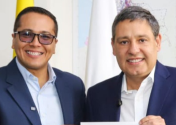 Un científico entra a la carrera presidencial junto a Lizcano