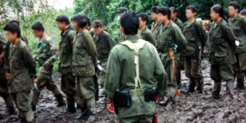 Antiguos jefes de las Farc piden perdón y reconocen reclutamiento y violencia sexual de menores